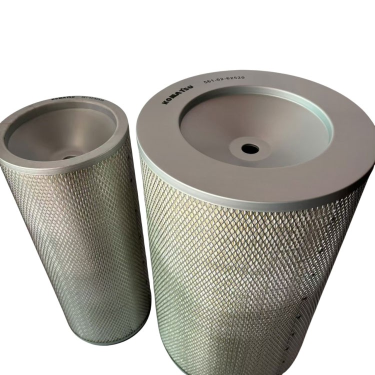 空滤总成 Element Ass'y 561-02-62520