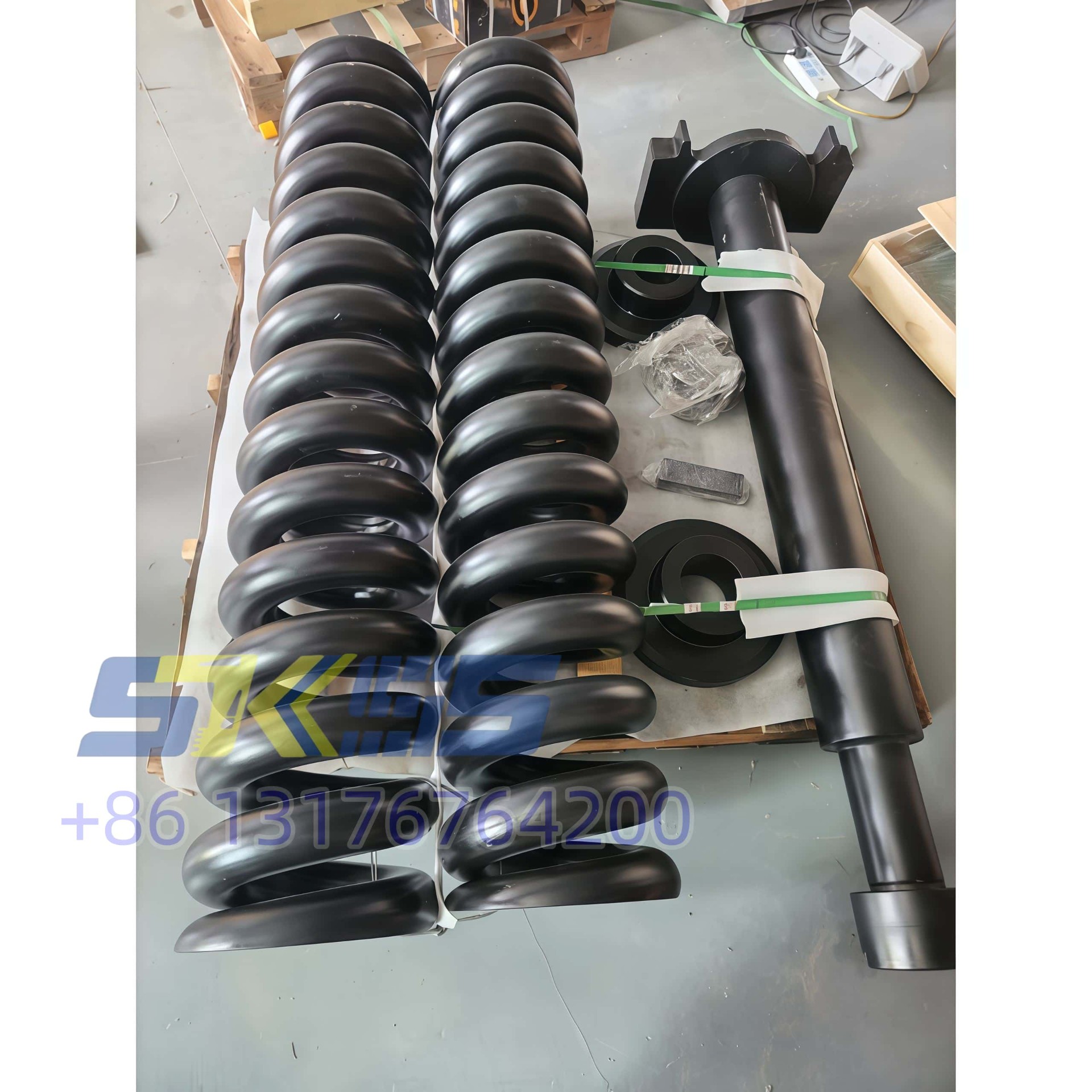 小松PC800张紧油缸弹簧 209-30-74110