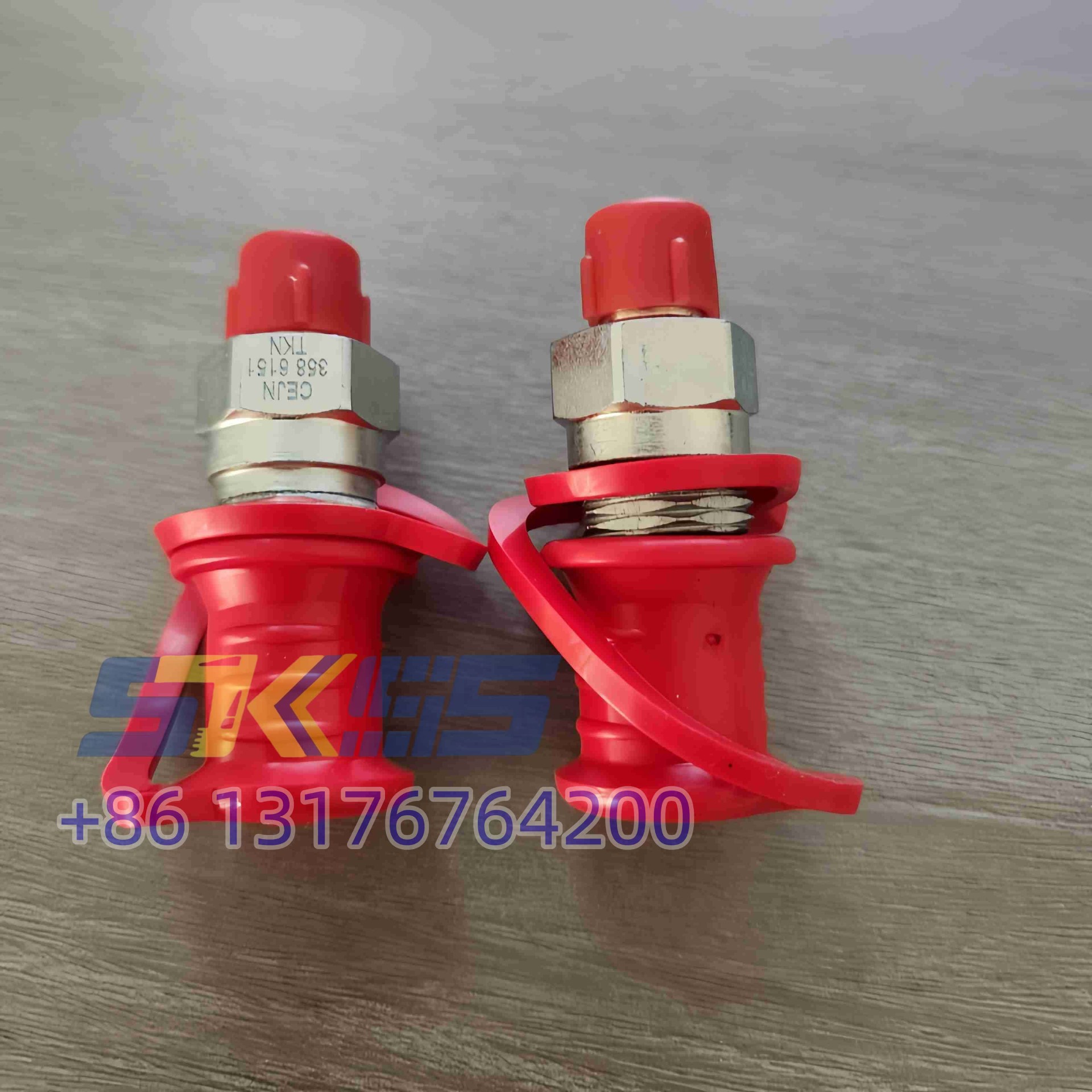 小松推土机D475短管接喷嘴195-49-36120