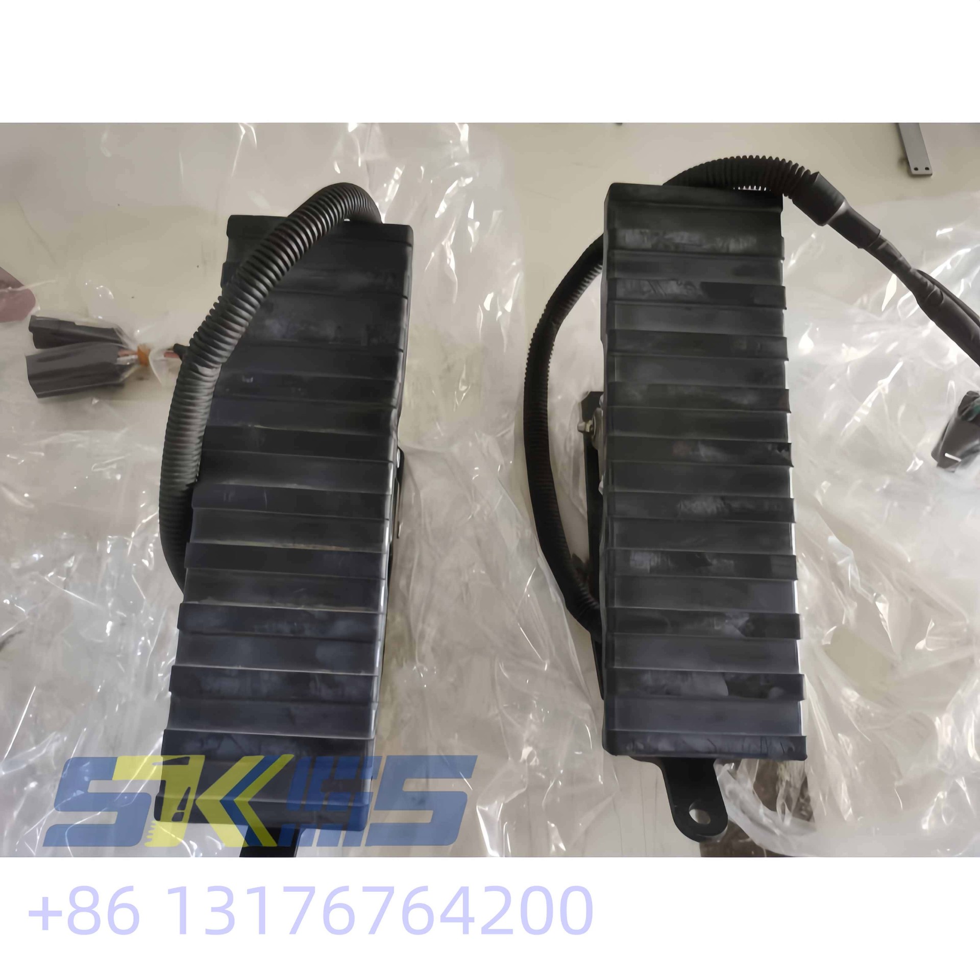 小松WA500踏板总成702-16-07022