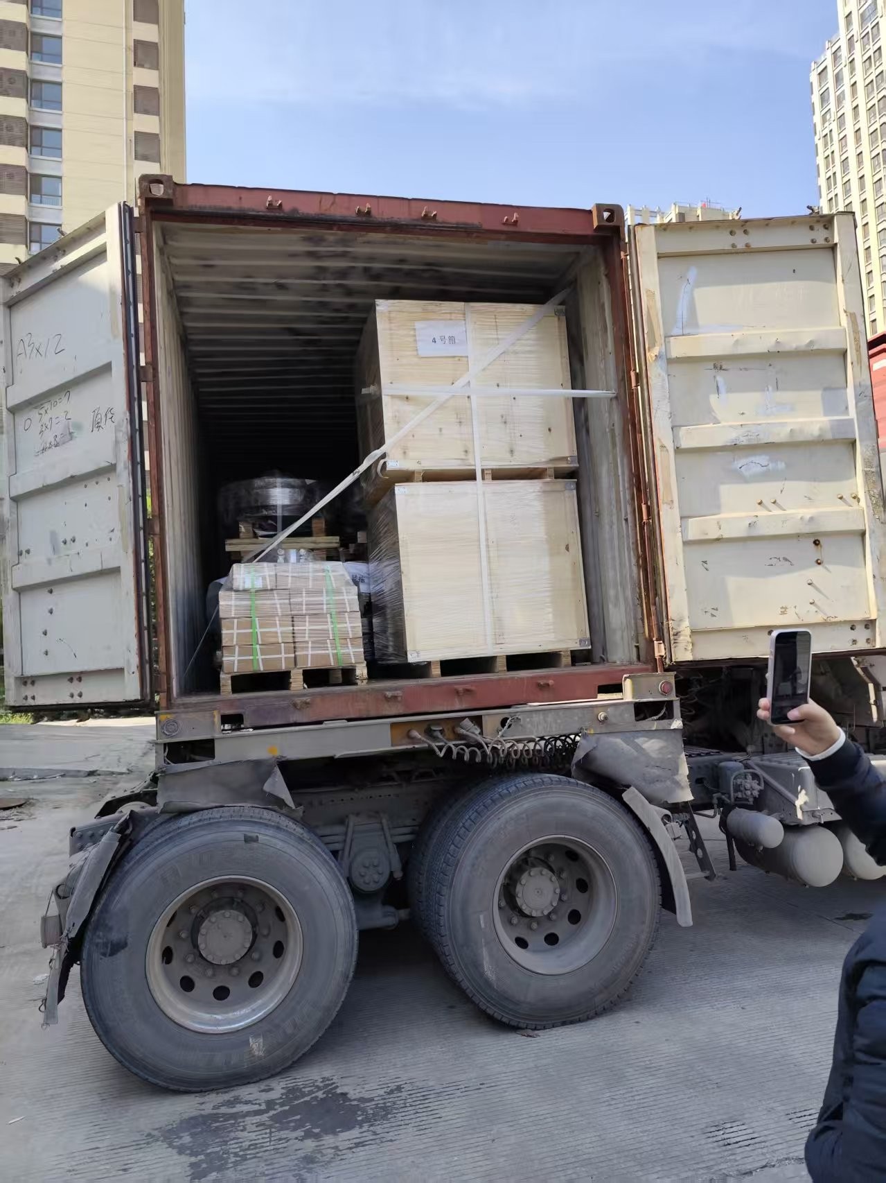 为巴西客户定做PC2000-11全车液压管路。